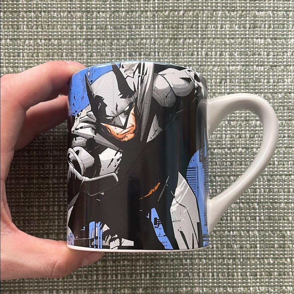 DC Comics 2016 Batman Mug In Black And Blue